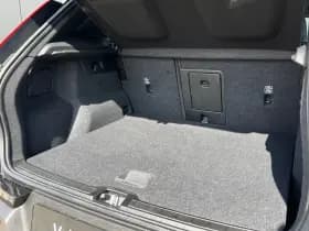 Volvo XC40 thumbnail 25