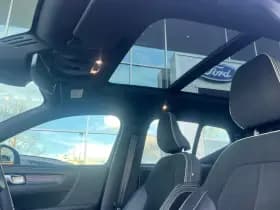 Volvo XC40 thumbnail 38