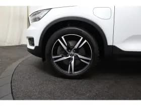 Volvo XC40 thumbnail 18