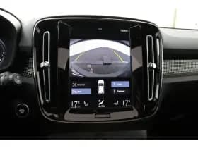 Volvo XC40 thumbnail 21