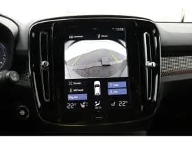 Volvo XC40 thumbnail 18