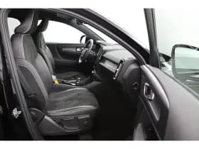 Volvo XC40 thumbnail 7