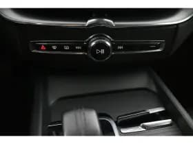 Volvo XC60 thumbnail 40