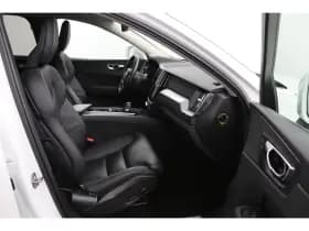 Volvo XC60 thumbnail 6