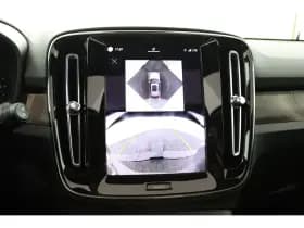 Volvo EX40 thumbnail 11