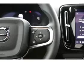 Volvo EX40 thumbnail 16