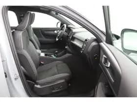 Volvo EX40 thumbnail 17