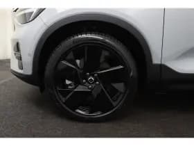 Volvo EX40 thumbnail 30