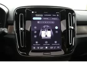 Volvo EX40 thumbnail 40