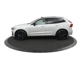 Volvo XC60 thumbnail 2