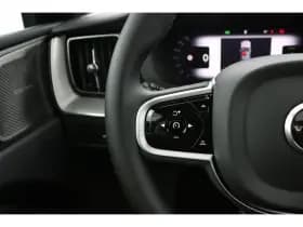 Volvo XC60 thumbnail 11