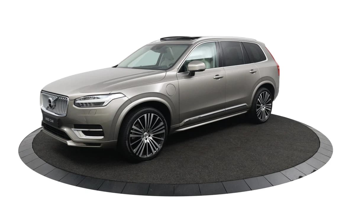 Volvo XC90 — foto 1