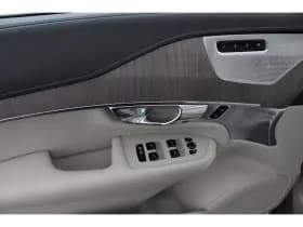 Volvo XC90 thumbnail 34