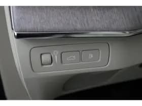 Volvo XC90 thumbnail 35