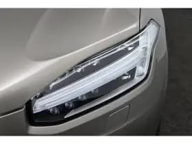 Volvo XC90 thumbnail 40