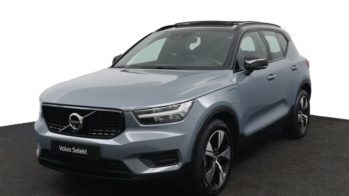 Volvo XC40 — foto 1