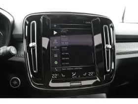 Volvo XC40 thumbnail 11