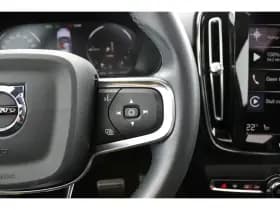 Volvo XC40 thumbnail 17