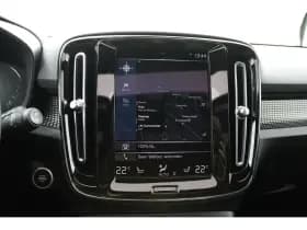 Volvo XC40 thumbnail 22