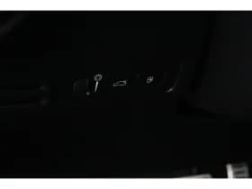 Volvo XC40 thumbnail 24
