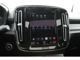 Volvo XC40 thumbnail 40