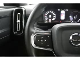 Volvo XC40 thumbnail 16