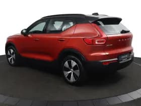 Volvo XC40 thumbnail 5