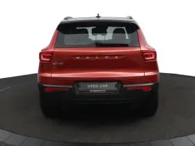 Volvo XC40 thumbnail 7