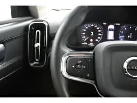 Volvo XC40 thumbnail 15