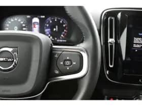Volvo XC40 thumbnail 16