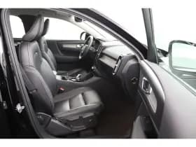 Volvo XC40 thumbnail 17