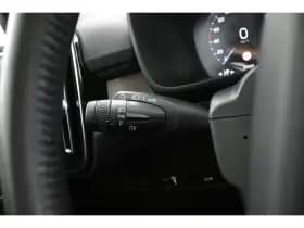 Volvo XC40 thumbnail 24