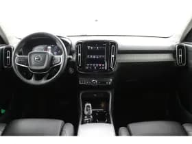 Volvo XC40 thumbnail 8