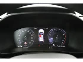 Volvo XC40 thumbnail 9