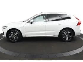 Volvo XC60 thumbnail 2