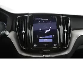 Volvo XC60 thumbnail 11