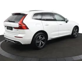 Volvo XC60 thumbnail 3