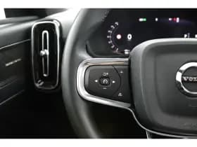 Volvo XC40 thumbnail 17