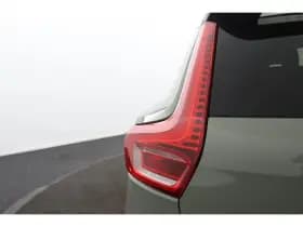 Volvo XC40 thumbnail 35