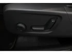 Volvo XC40 thumbnail 8