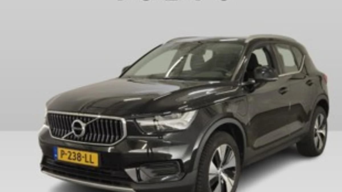 Volvo XC40 — foto 1
