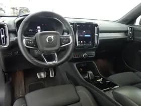 Volvo XC40 thumbnail 7