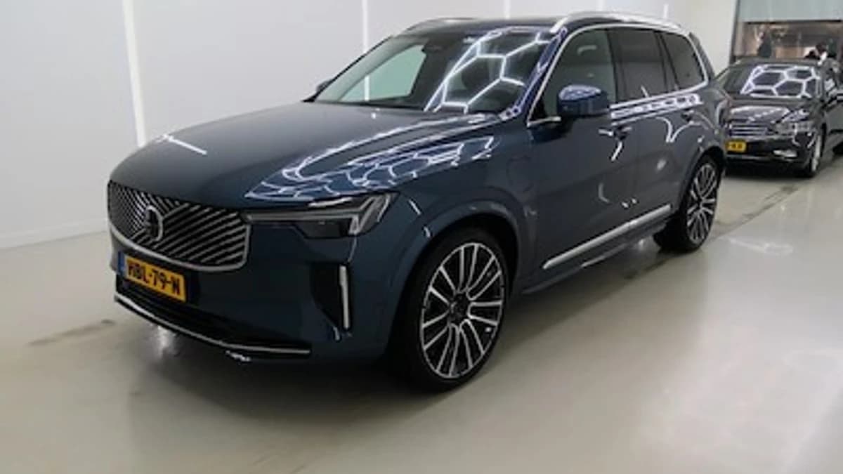 Volvo XC90 — foto 1
