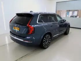 Volvo XC90 thumbnail 3