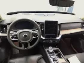 Volvo XC90 thumbnail 10