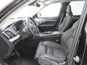 Volvo XC90 thumbnail 3