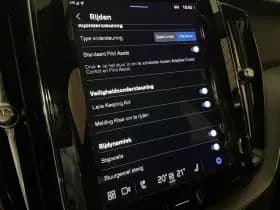 Volvo XC60 thumbnail 24