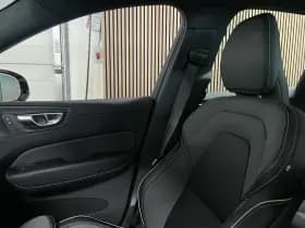 Volvo XC60 thumbnail 34
