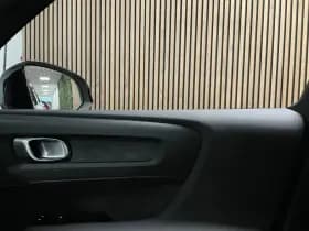 Volvo EX40 thumbnail 31