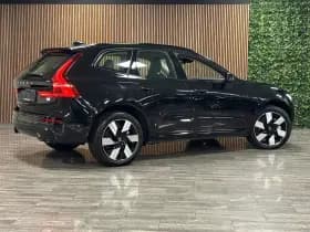 Volvo XC60 thumbnail 3